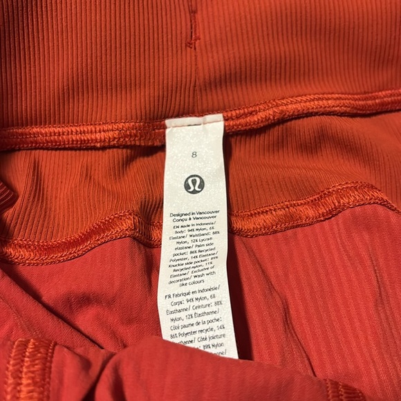 NWT Lululemon W’s Sz8 Dance Studio HR Short 3.5” in Autumn Rust. Large pockets. - Picture 4 of 9